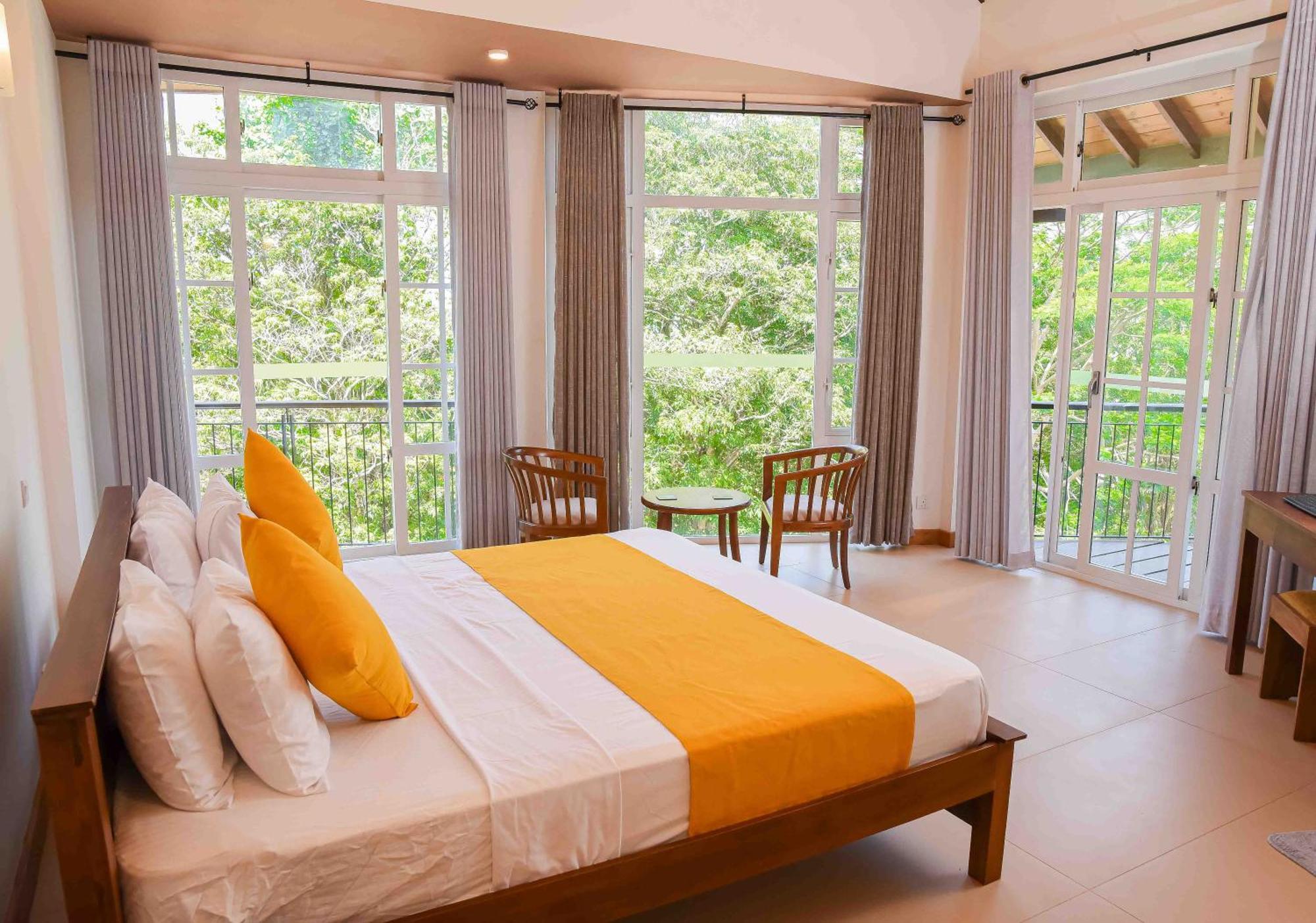 Roberosia - Holiday Home Kandy Bagian luar foto